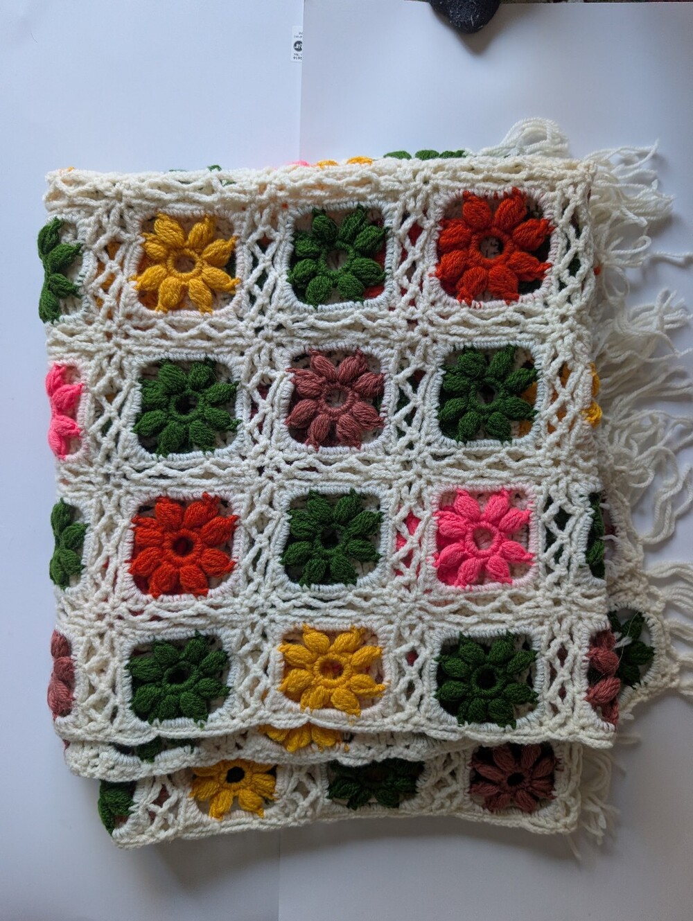 Vintage Handmade Crochet Floral Granny Square Throw Blanket / Fringe Afghan